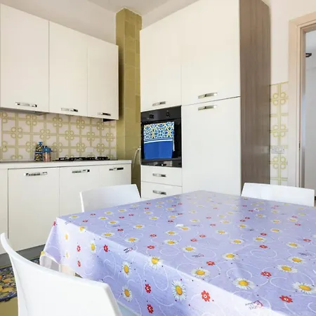 La Casa Nel Blu Apartment *